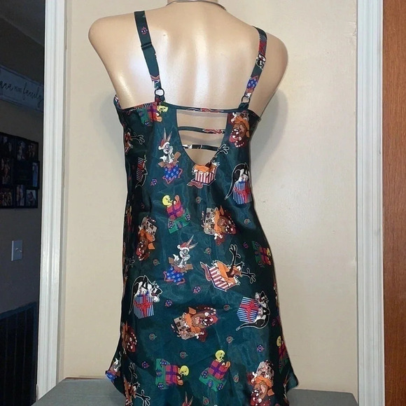 Looney Tunes women’s medium night gown character satin chemise Vintage Christmas - Picture 4 of 6
